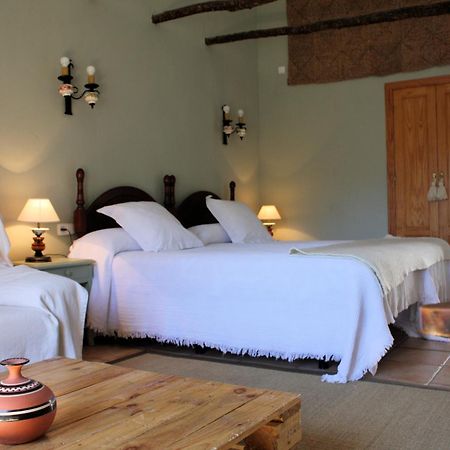 Chorros Del Rio Mundo Bed & Breakfast Riopar Exterior photo