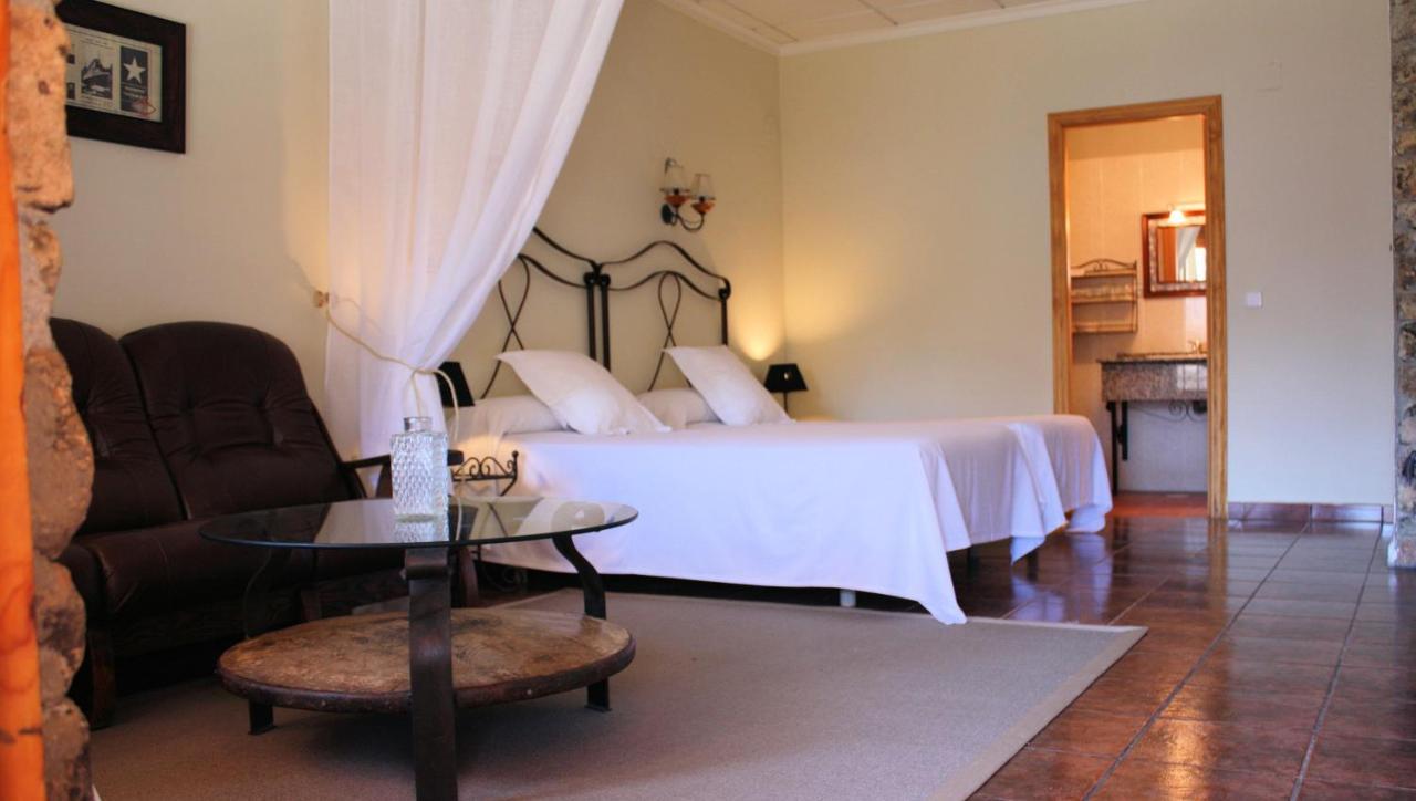 Chorros Del Rio Mundo Bed & Breakfast Riopar Exterior photo